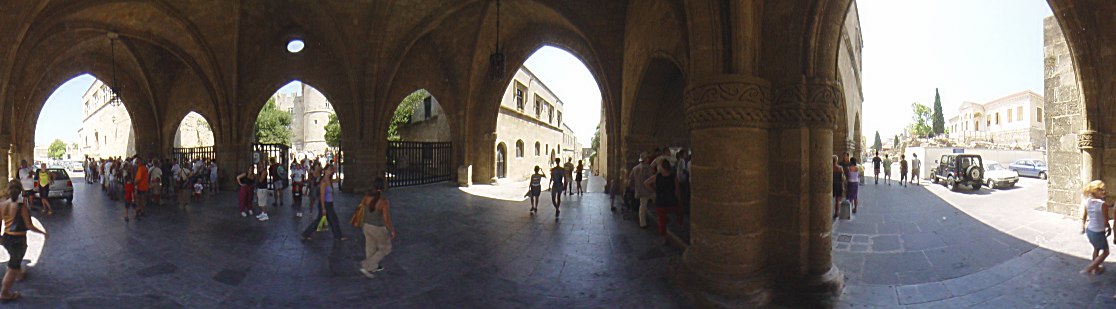 ''Ippoton'' street & the Grand Master's Palace entrance - Rhodes Old Town